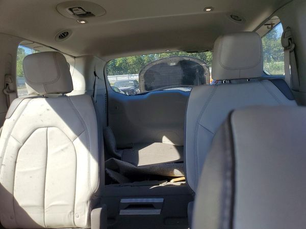 2017 CHRYSLER PACIFICA Touring L