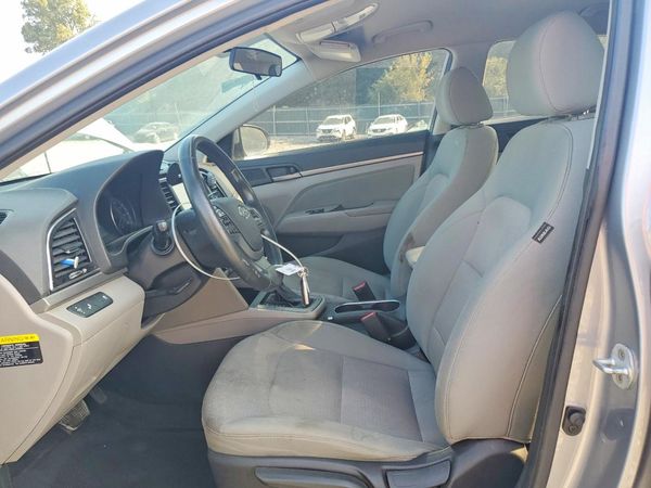 2017 HYUNDAI ELANTRA
