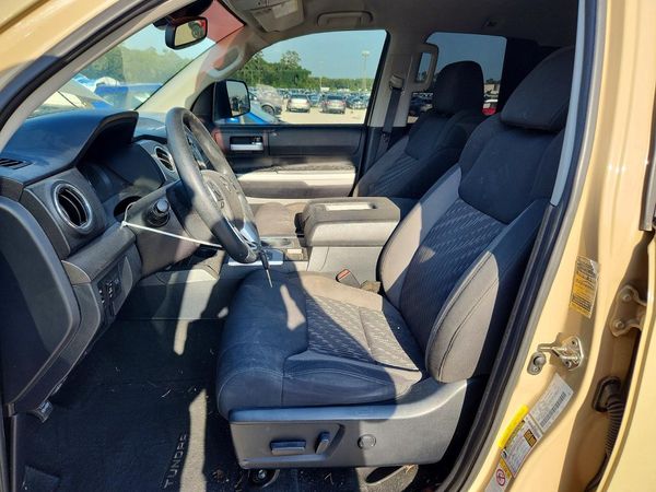 2019 TOYOTA TUNDRA SR5 Grade