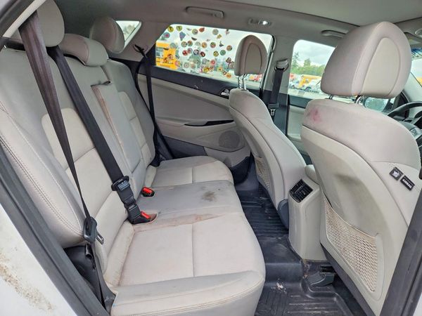 2018 HYUNDAI TUCSON