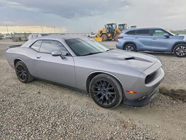 2017 DODGE CHALLENGER — Passenger 3/4