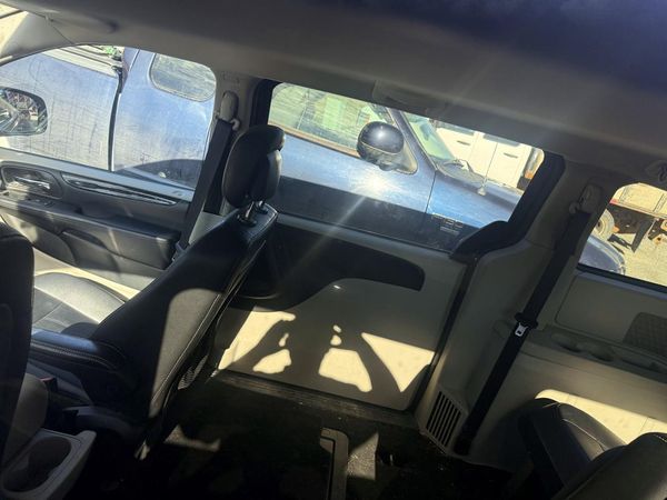 2019 DODGE CARAVAN Crew — SUVN