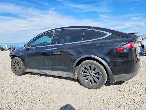 2019 TESLA MODEL X