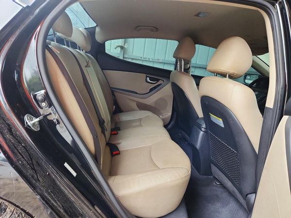 2016 HYUNDAI ELANTRA