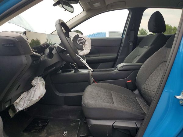 2026 NISSAN KICKS SV — DENT