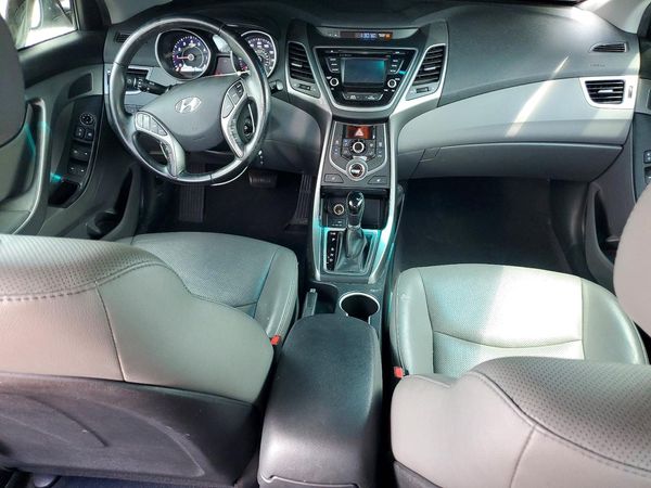 2014 HYUNDAI ELANTRA GLS(Middle)