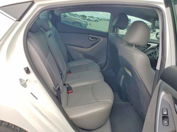 2014 HYUNDAI ELANTRA GLS(Middle)