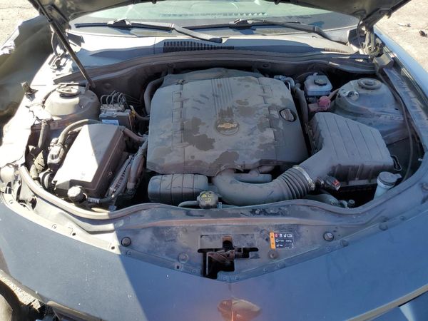 2015 CHEVROLET CAMARO 1LT — Engine bay