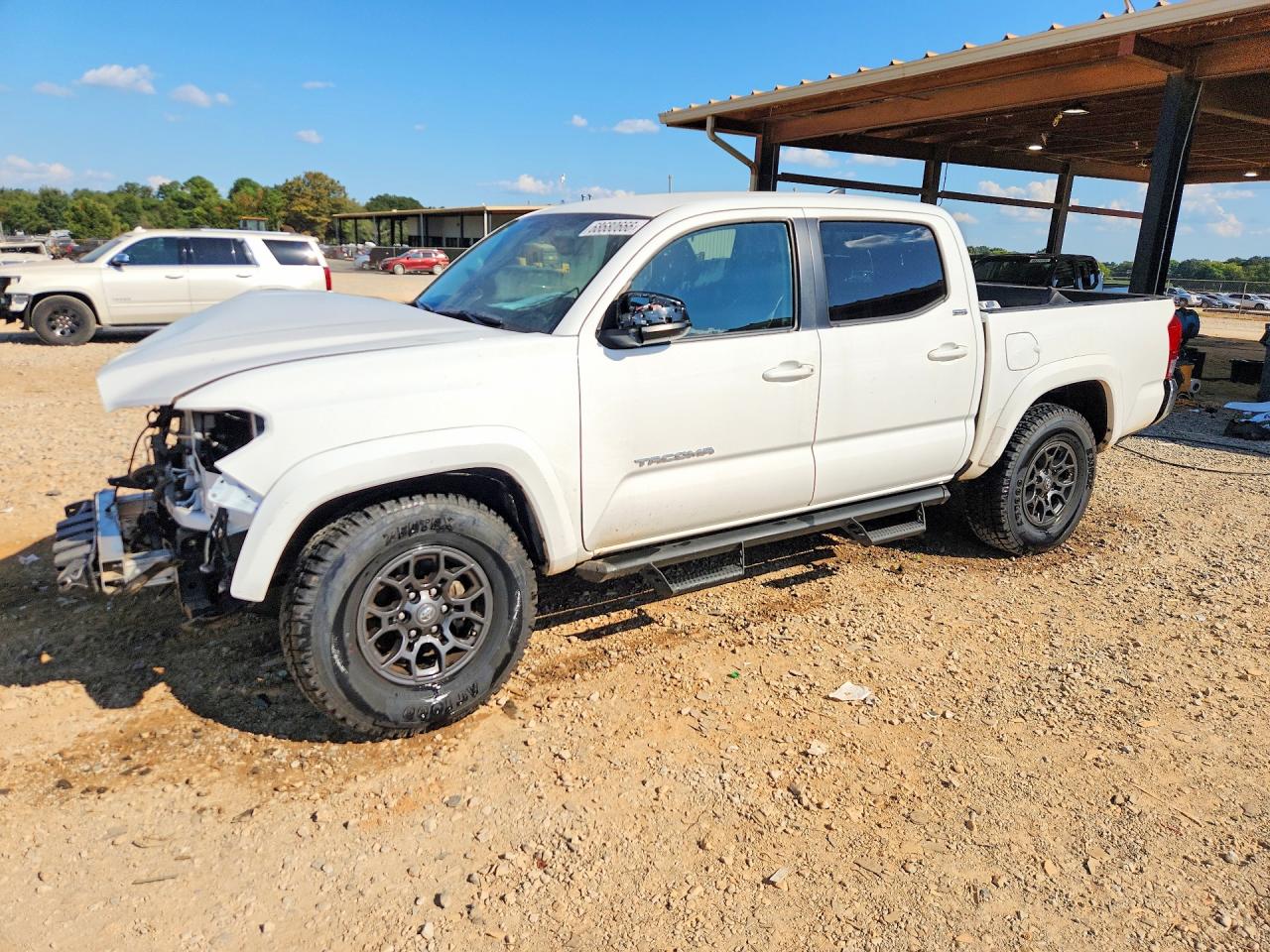 2017 TOYOTA TACOMA