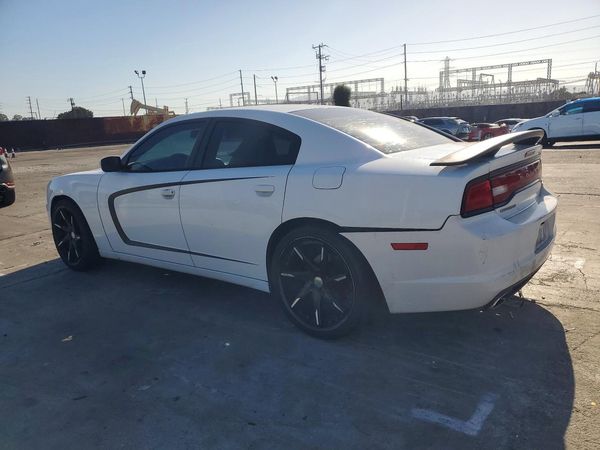 2013 DODGE CHARGER SE