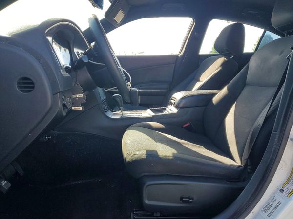 2013 DODGE CHARGER SE