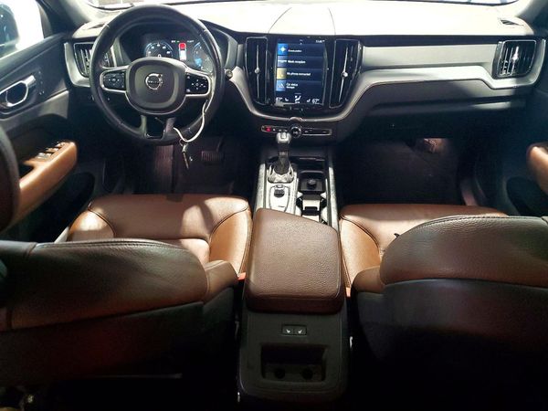 2018 VOLVO XC60