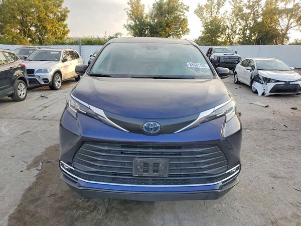 2023 TOYOTA SIENNA XLE — DIRF