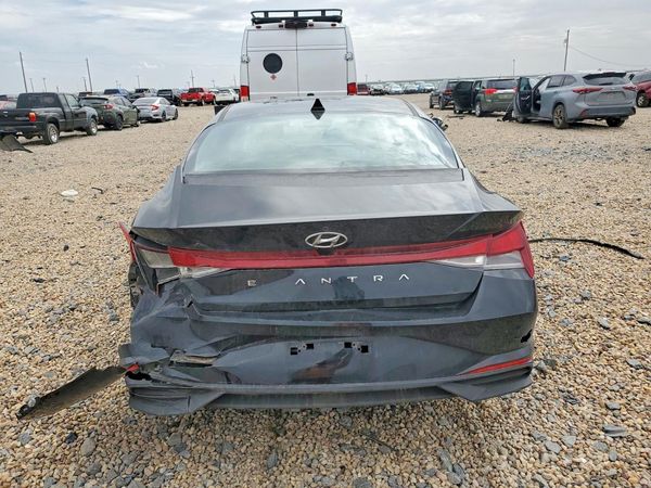 2022 HYUNDAI ELANTRA SEL — DIRR