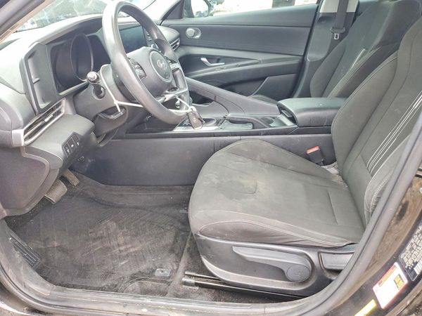 2022 HYUNDAI ELANTRA SEL — DENT