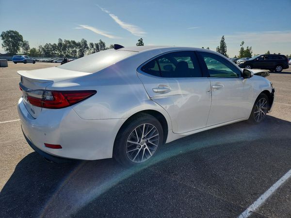 2017 LEXUS ES 350