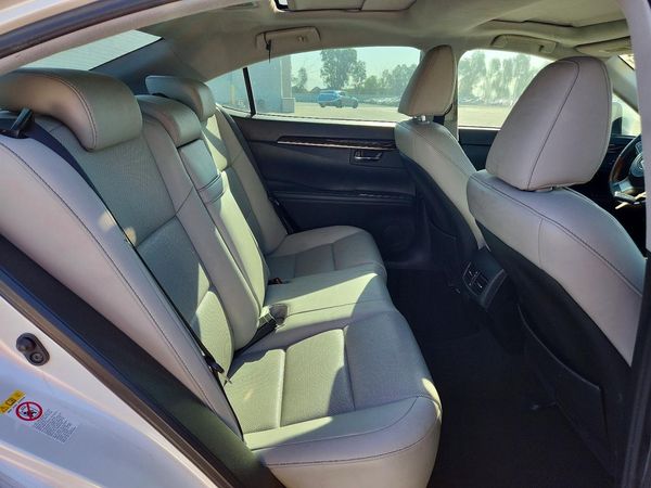 2017 LEXUS ES 350