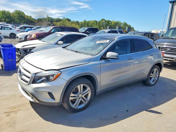 2017 MERCEDES-BENZ GLA — DSFA — Front 3/4