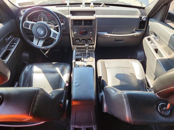2012 JEEP LIBERTY LIMITED JET ED. 4X4