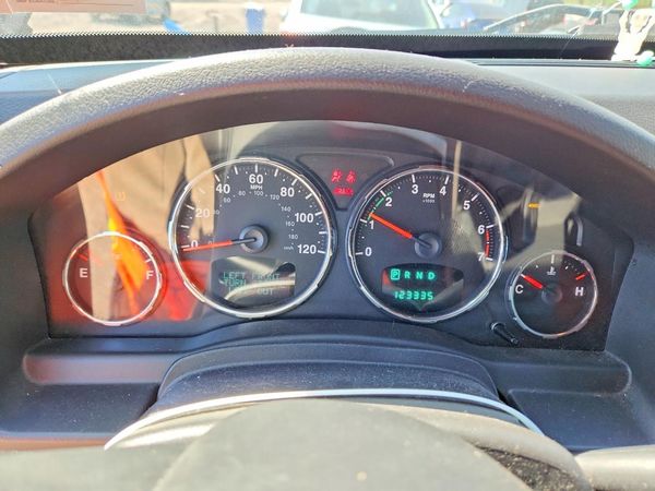 2012 JEEP LIBERTY LIMITED JET ED. 4X4