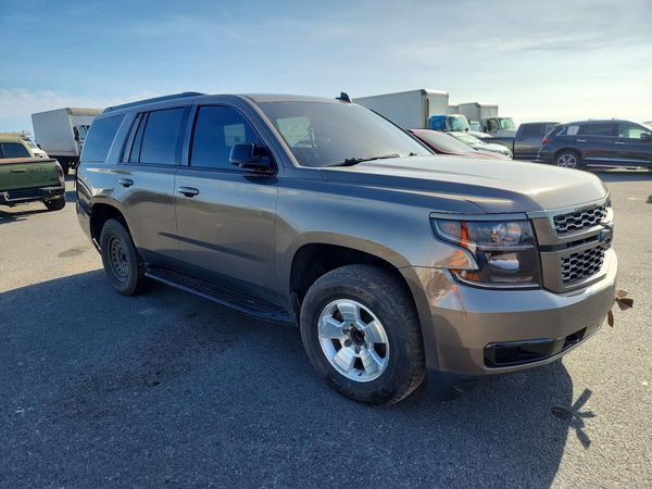 2015 CHEVROLET TAHOE LS — Passenger 3/4