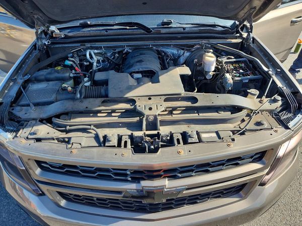 2015 CHEVROLET TAHOE LS — Engine bay
