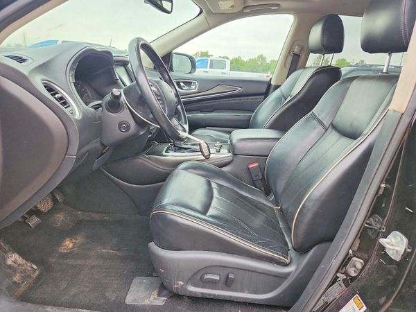 2017 INFINITI QX60 — DENT
