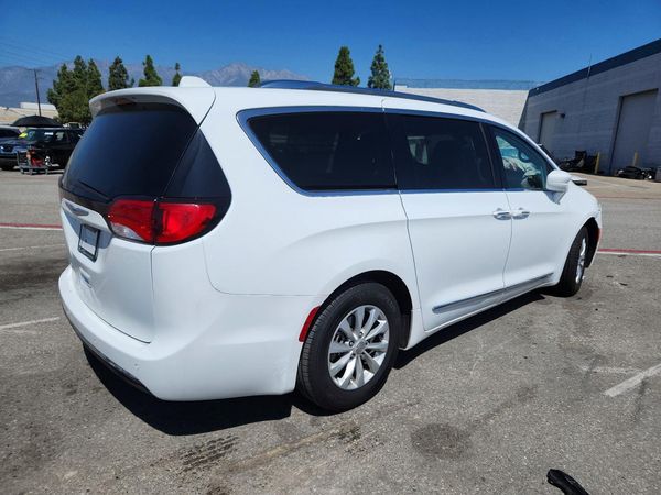 2018 CHRYSLER PACIFICA — PSRA