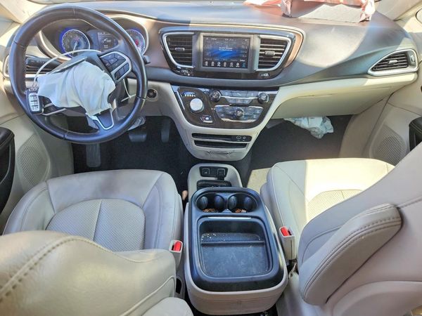 2018 CHRYSLER PACIFICA — CKPT