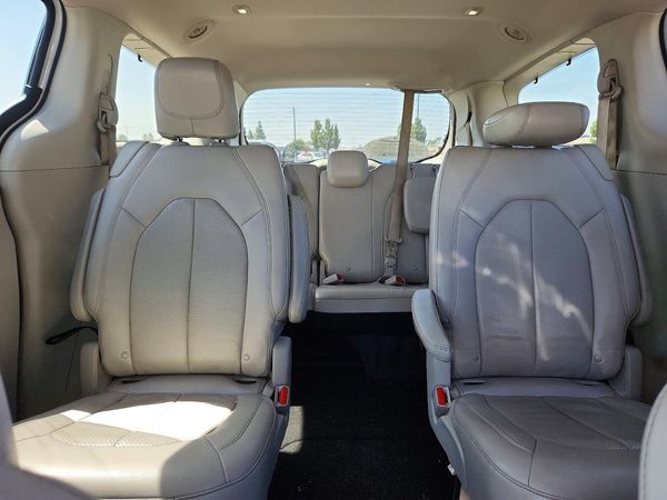 2018 CHRYSLER PACIFICA — SUVN