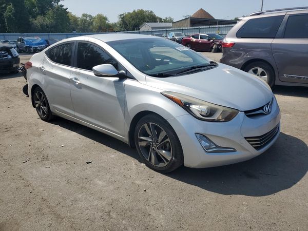 2015 HYUNDAI ELANTRA GLS(Middle)