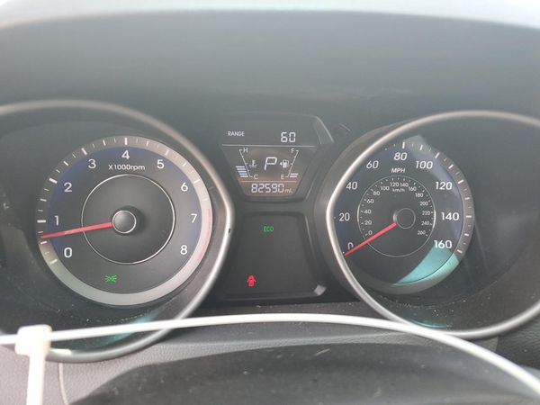 2015 HYUNDAI ELANTRA GLS(Middle)