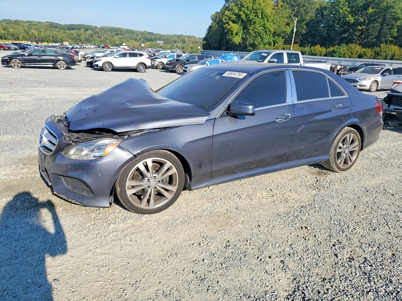 2014 MERCEDES-BENZ E-CLASS E350 — Front 3/4