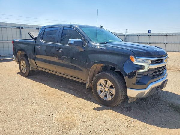 2023 CHEVROLET SILVERADO LT