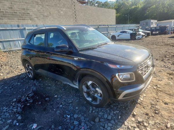 2026 HYUNDAI VENUE SEL, SEL w/ 2-Tone Roof — Passenger 3/4