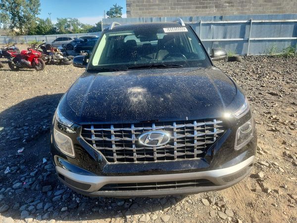 2026 HYUNDAI VENUE SEL, SEL w/ 2-Tone Roof — DIRF