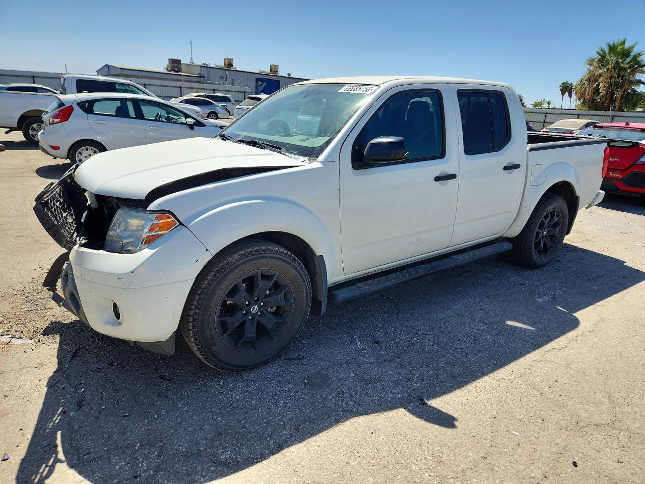 2021 NISSAN FRONTIER Crew Cab — Front 3/4