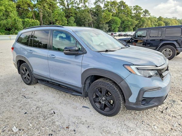 2022 HONDA PILOT — Passenger 3/4