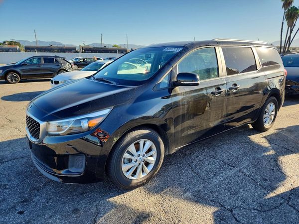 2017 KIA SEDONA LX