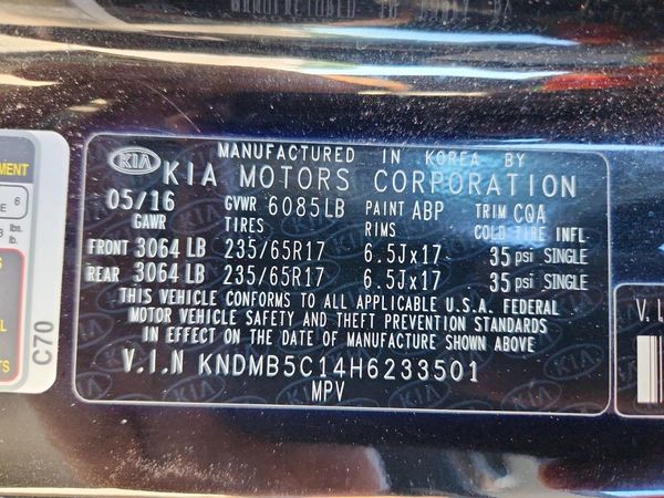 2017 KIA SEDONA LX