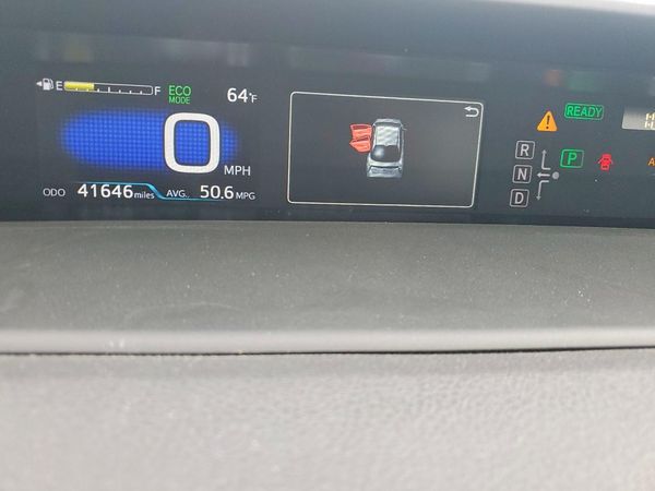2017 TOYOTA PRIUS