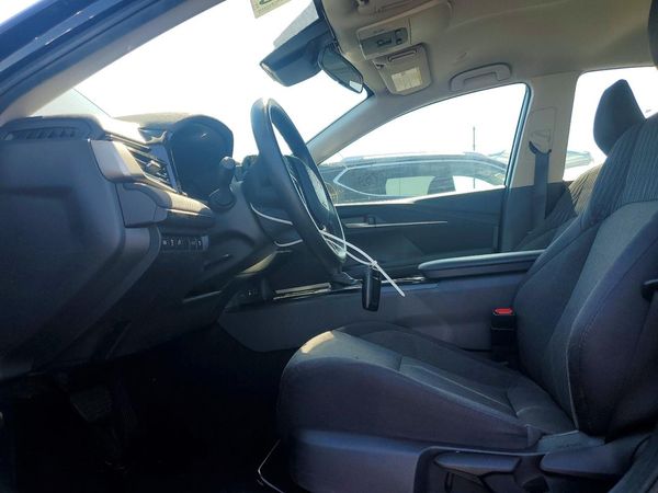 2025 TOYOTA CAMRY — DENT