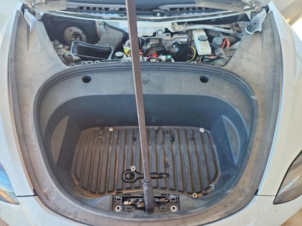 2023 TESLA MODEL 3 — Engine bay