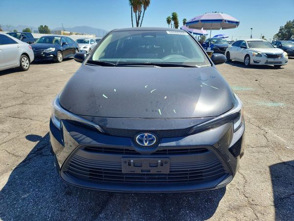 2024 TOYOTA COROLLA