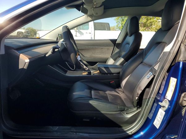 2019 TESLA MODEL 3