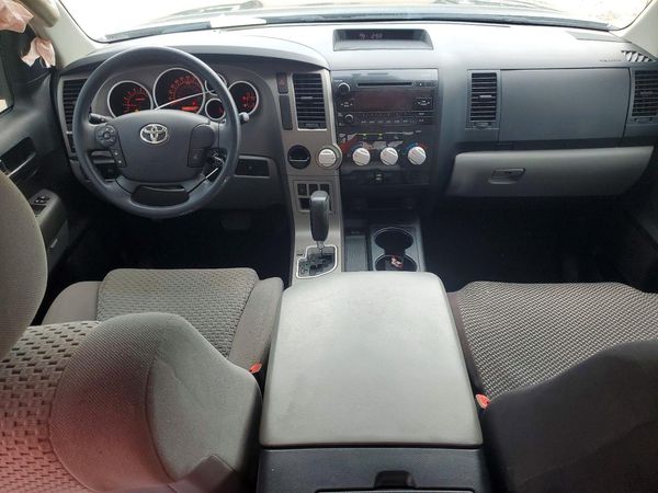 2012 TOYOTA TUNDRA SR5