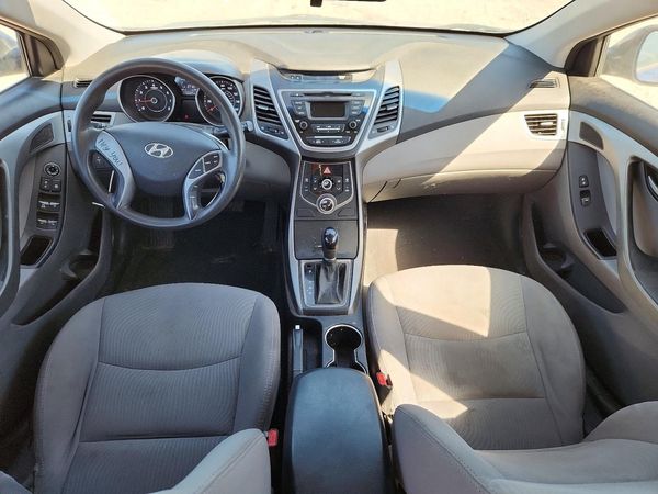2016 HYUNDAI ELANTRA
