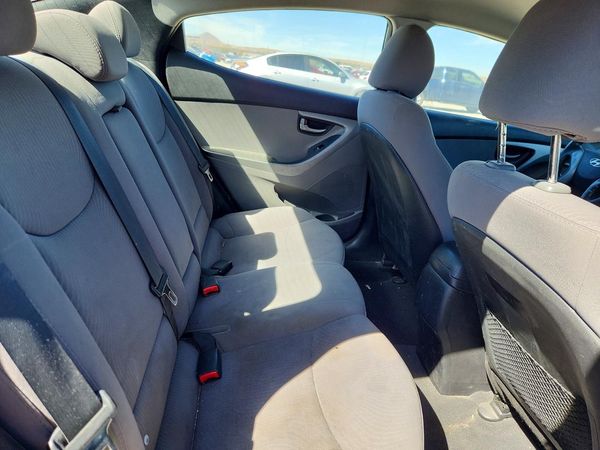 2016 HYUNDAI ELANTRA