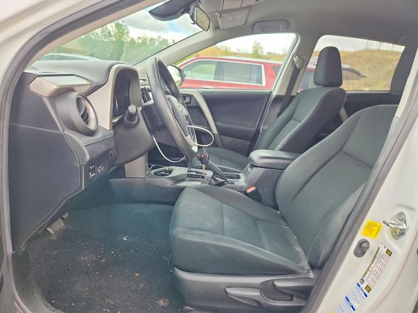 2017 TOYOTA RAV4 — DENT