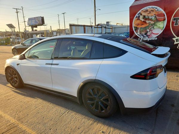 2022 TESLA MODEL X